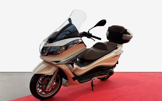 Gebrauchtmotorrad Piaggio X10 350 i.e. - Bild 1