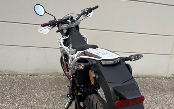 Neufahrzeug Rieju MRT 50 Trophy - Bild 11