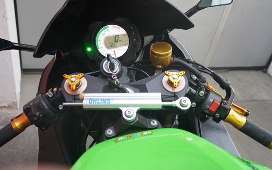 Gebrauchtmotorrad Kawasaki ZX-10 - Bild 6