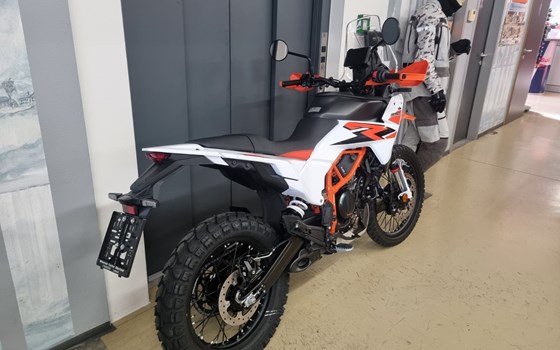 Gebrauchtmotorrad KTM 390 Adventure R - Bild 3