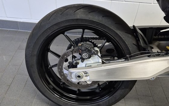 Gebrauchtmotorrad Ducati Hypermotard 698 Mono - Bild 7