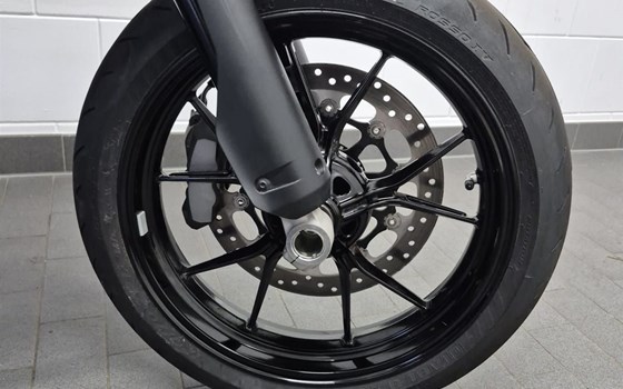 Gebrauchtmotorrad Ducati Hypermotard 698 Mono - Bild 4