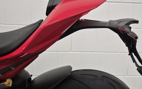 Gebrauchtmotorrad Ducati Streetfighter V4 S - Bild 19