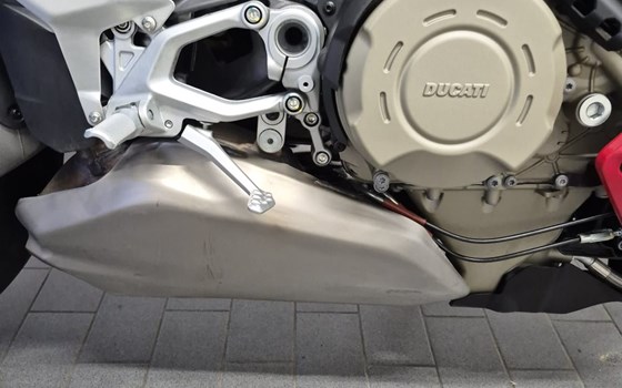 Gebrauchtmotorrad Ducati Streetfighter V4 S - Bild 8