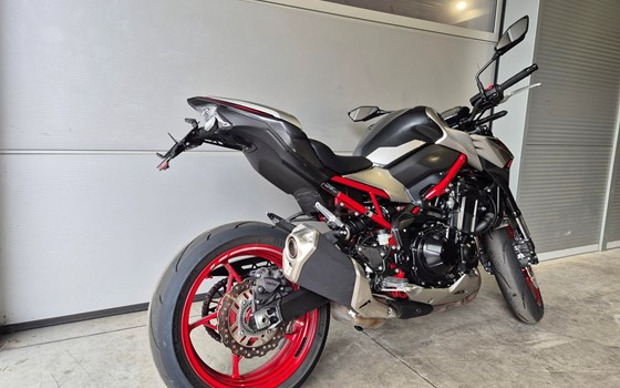 Gebrauchtmotorrad Kawasaki Z900 - Bild 3