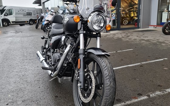 Gebrauchtmotorrad Royal Enfield Meteor 350 - Bild 2