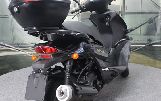 Gebrauchtmotorrad Benelli Velvet Touring 125 - Bild 5