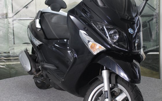 Gebrauchtmotorrad Piaggio X-EVO 125 - Bild 10