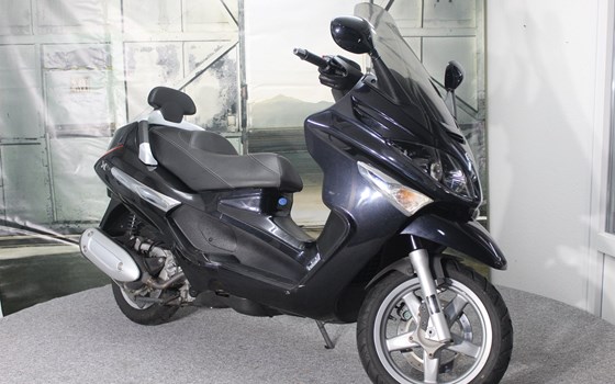Gebrauchtmotorrad Piaggio X-EVO 125 - Bild 12
