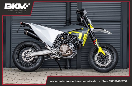 Gebrauchtmotorrad Husqvarna 701 Supermoto