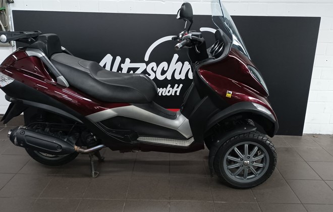 Piaggio MP3 250