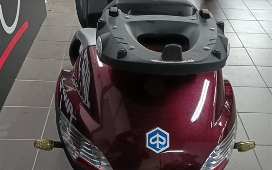 Gebrauchtmotorrad Piaggio MP3 250 - Bild 3