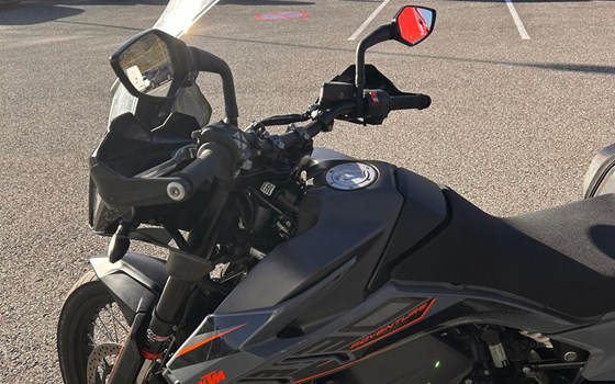 Gebrauchtmotorrad KTM 890 Adventure - Bild 9