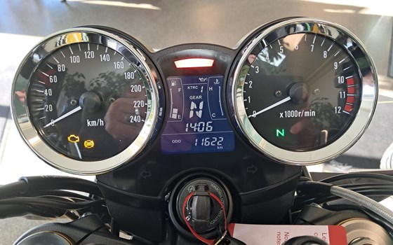 Gebrauchtmotorrad Kawasaki Z900 RS SE - Bild 7