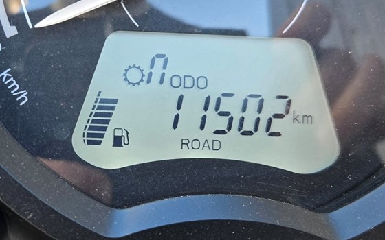 Gebrauchtmotorrad Triumph Street Twin - Bild 6