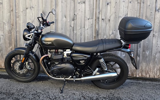 Gebrauchtmotorrad Triumph Street Twin - Bild 2