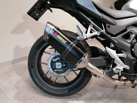 Honda CB750 Hornet (Digital Silver Metallic) - Bild 5