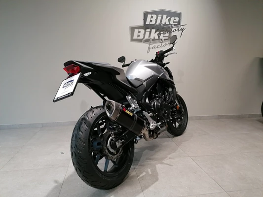 Honda CB750 Hornet (Digital Silver Metallic) - Bild 3