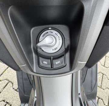 Gebrauchtmotorrad Yamaha NMAX 155 - Bild 6