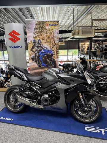 Suzuki GSX-S1000GT