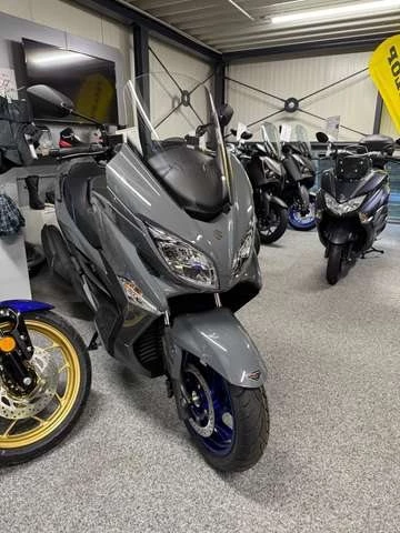 Suzuki Burgman 400 Tageszulassung 09/2025 incl. 4 Jahre Garantie