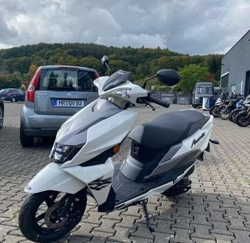Gebrauchtmotorrad Suzuki Avenis 125 - Bild 5