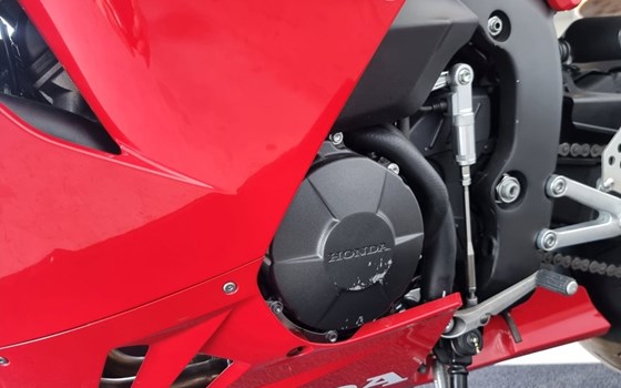 Gebrauchtmotorrad Honda CBR600RR - Bild 10