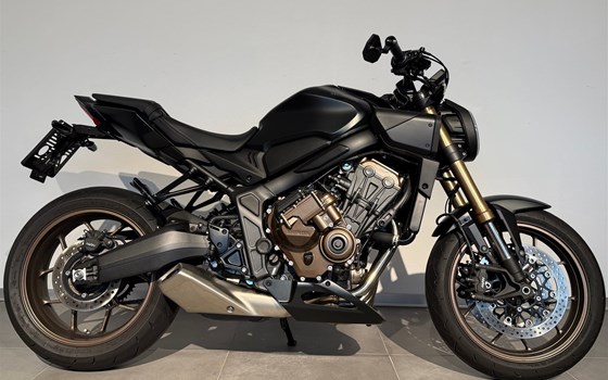 Gebrauchtmotorrad Honda CB650R E-Clutch - Bild 6