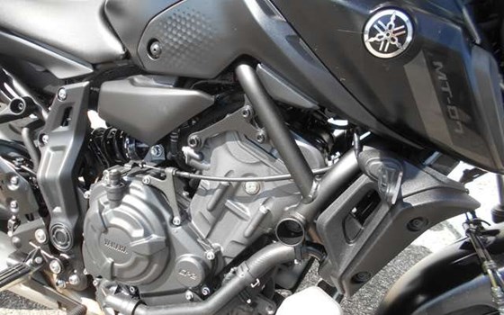 Gebrauchtmotorrad Yamaha MT-07 - Bild 3