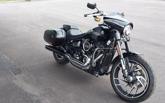 Gebrauchtmotorrad Harley-Davidson Softail Sport Glide FLSB - Bild 5