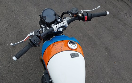 Gebrauchtmotorrad Triumph Speed Twin 900 - Bild 13