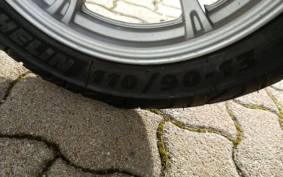 Gebrauchtmotorrad Suzuki Burgman 125 - Bild 12