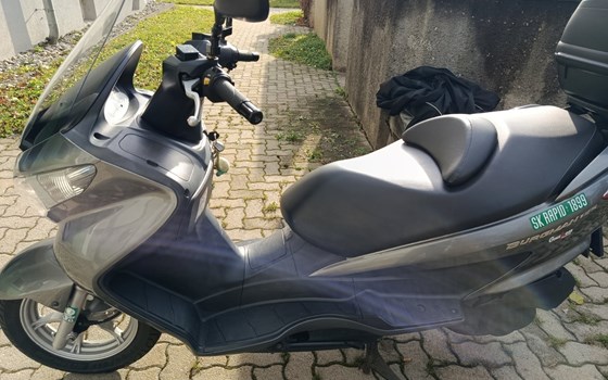 Gebrauchtmotorrad Suzuki Burgman 125 - Bild 2