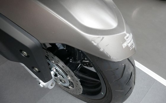 Gebrauchtmotorrad Kymco AK 550i ABS PREMIUM - Bild 9