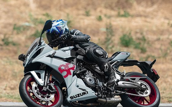 Neufahrzeug Suzuki GSX-8R - Bild 11