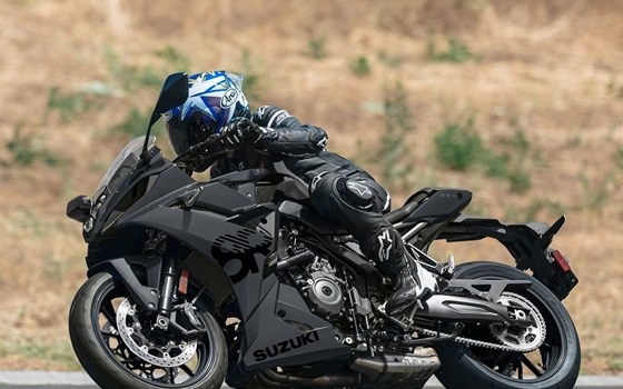 Neufahrzeug Suzuki GSX-8R - Bild 12