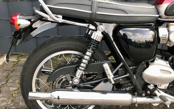 Gebrauchtmotorrad Triumph Bonneville T120 - Bild 7