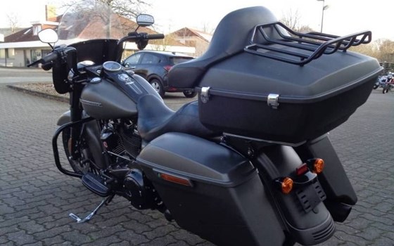 Gebrauchtmotorrad Harley-Davidson Touring Road King Special FLHRXS - Bild 4