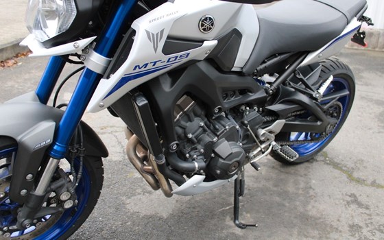 Gebrauchtmotorrad Yamaha MT-09 Street Rally - Bild 11