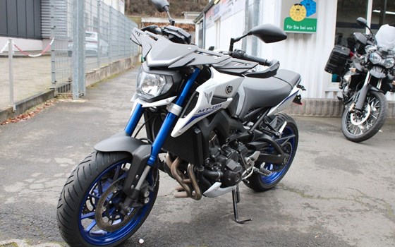 Gebrauchtmotorrad Yamaha MT-09 Street Rally - Bild 2