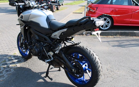 Gebrauchtmotorrad Yamaha Tracer 900 - Bild 3