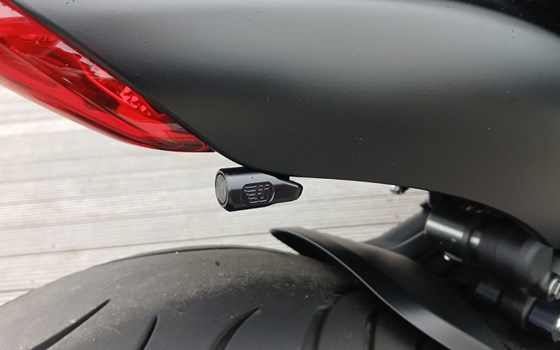 Gebrauchtmotorrad Triumph Rocket 3 Storm R - Bild 14