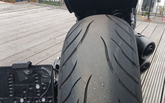 Gebrauchtmotorrad Triumph Rocket 3 Storm R - Bild 19