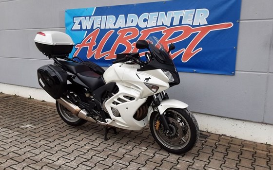 Gebrauchtmotorrad Honda CBF 600 S - Bild 2