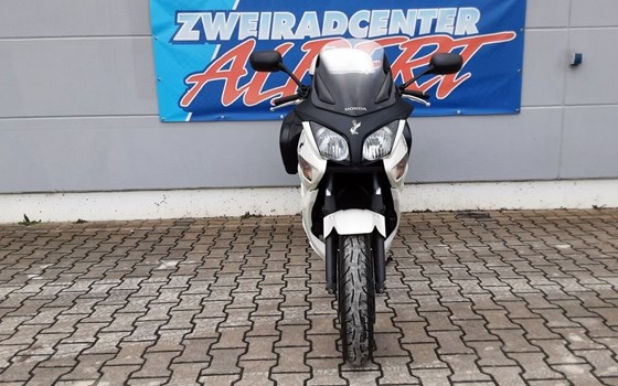 Gebrauchtmotorrad Honda CBF 600 S - Bild 8