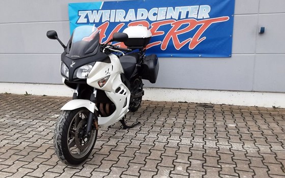 Gebrauchtmotorrad Honda CBF 600 S - Bild 9