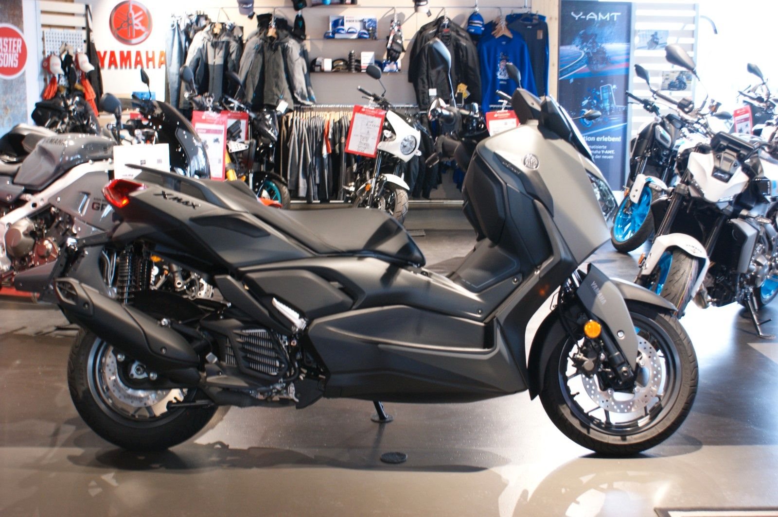 Yamaha XMAX 125 