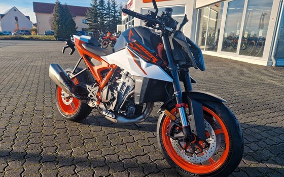 Neufahrzeug KTM 990 Duke R - Bild 2