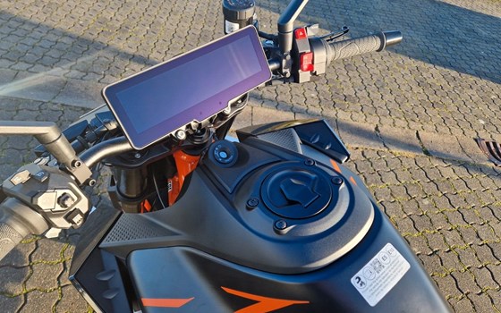 Neufahrzeug KTM 990 Duke R - Bild 5