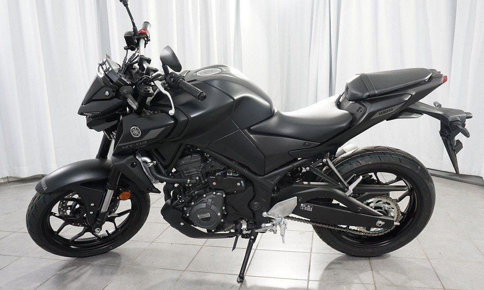 Yamaha MT-03 
